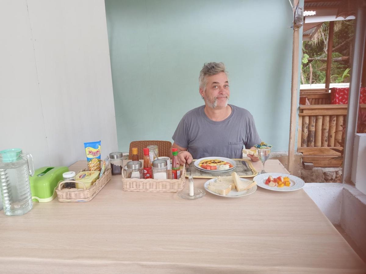 Renata Cottages Ohoililir エクステリア 写真